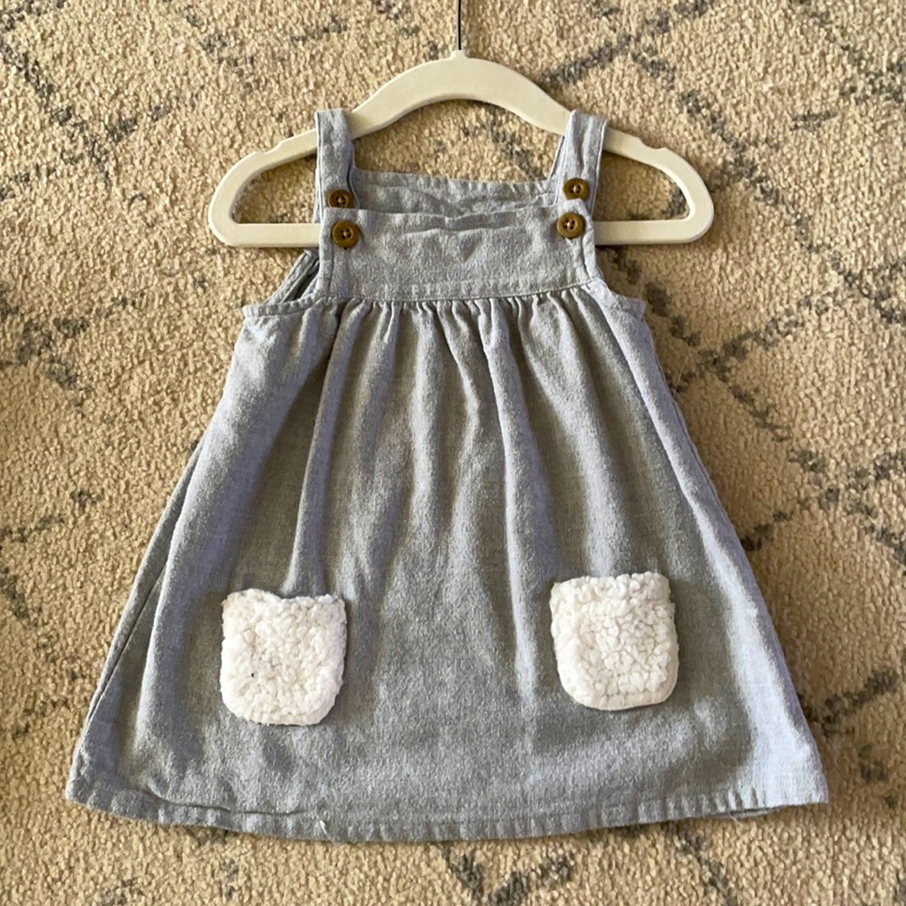 12 months girls Grey dress with pockets.